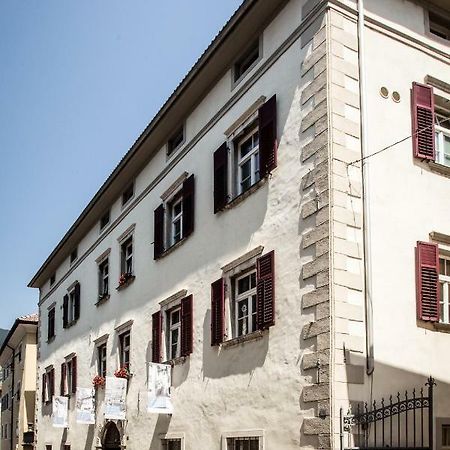 Haus Noldin - Historische Herberge - Dimora Storica 살로노 외부 사진