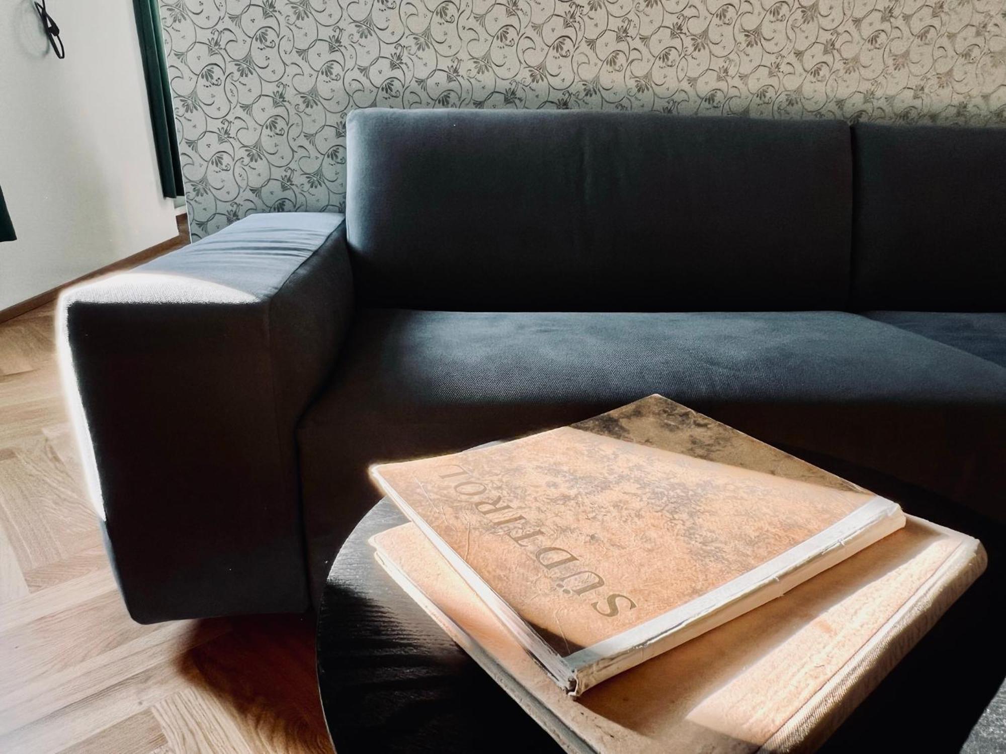 Haus Noldin - Historische Herberge - Dimora Storica 살로노 외부 사진